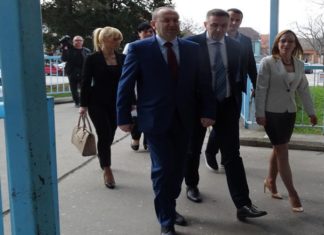 ЗА ЈЕДНУ ГОДИНУ ВИШЕ НЕГО ЗА ЧЕТИРИ