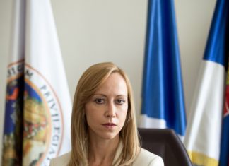 УЛАГАЊА И У РАЗВОЈ ГРАДА И У СОЦИЈАЛНУ СИГУРНОСТ ГРАЂАНА