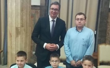 И АЛЕКСА И СТЕФАН ИЗ ВРШЦА И МИЛАН ИЗ ГУДУРИЦЕ