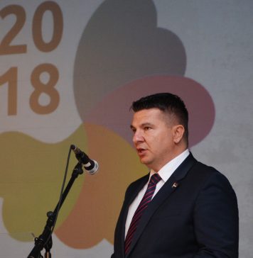 Др Зоран Тасић, председник Општине Опово ОСТВАРИЛИ СМО ОНО ШТО СМО ОБЕЋАЛИ