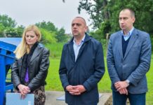 Уручена 33 уговора за водне објекте, канализациону мрежу и атарске путеве ГРАДУ ВРШЦУ 6,2 МИЛИОНА ДИНАРА