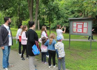 Изложба дечјих радова у Народној башти ЦРТЕЖОМ ДО ОСМЕХА