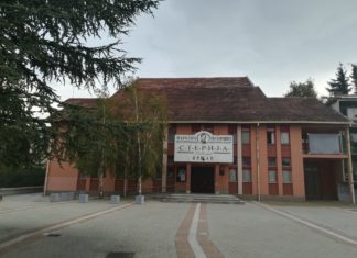 Одлуке жирија 27. Међународног фестивала „Вршачка позоришна јесен“ НАЈБОЉА ПРЕДСТАВА „ЗЛОЧИН И КАЗНА“