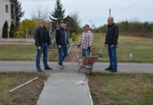 Радови на уређењу тротоара и пешачких прелаза ИЗ СЕЛА У СЕЛО, ЗА ПОТРЕБАМА ГРАЂАНА