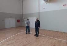Завршени радови на сређивању фискултурне сале ОШ „Братство јединство“ ПОСЛЕ 17 ГОДИНА, КОНАЧНО…