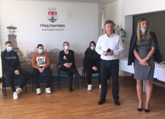 Традиционални пријем за породице у којима су се родиле тројке ОСАМ ВЕЛИЧАНСТВЕНИХ – ПУТА ТРИ