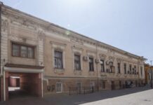 Због знатно повећаног броја пацијената у Ковид амбуланти РАДНО ВРЕМЕ 24 САТА