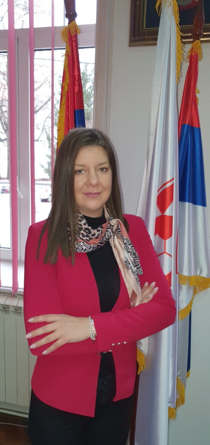 НА СВЕ СЕ МИСЛИ... Зорана Братић