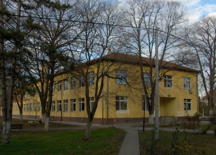 УСКОРО БЕЗБЕДНИЈЕ... Основна школа „Зоран Петровић“ у Сакулама