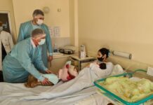 Прва овогодишња беба – девојчица из Дебељаче МИЛИЦА, ДРУГА У МАЈКЕ!