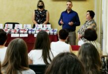 Општина наградила најбоље ученике основних школа ОНИ ТО И ТЕ КАКО ЗАСЛУЖУЈУ