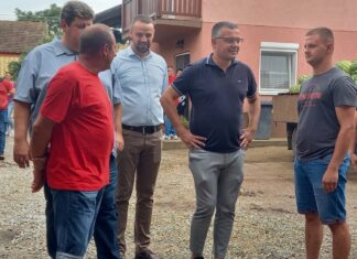 Министар Бранислав Недимовић и покрајински секретар Чедомир Божић на „терену“ УЗ МИНИСТРА И СЕКРЕТАРА СТИГЛА И КИША