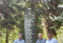 Положени венци на споменике жртвама антифашистичког рата ТАКО ТРЕБА – ОНИ ТО ЗАСЛУЖУЈУ