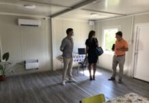 Драгана Купрешанин, заменица градоначелника и већник Миленко Чучковић у посети ШОСО „Мара Мандић“ РЕШЕН ПРОБЛЕМ СА ПРОСТОРОМ