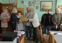 Међународни дан старих лица обележен пригодним поклонима РАЧУНАРИ ЗА УДРУЖЕЊА ПЕНЗИОНЕРА