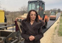 У току радови на асфалтирању Трга ослобођења ЈОШ ЈЕДНА УЛИЦА, СЕДМА ПО РЕДУ!