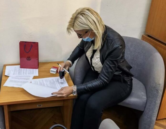 А ПОСЛЕ ПОТПИСА... све треба да буде готово до 15. марта 2022. године