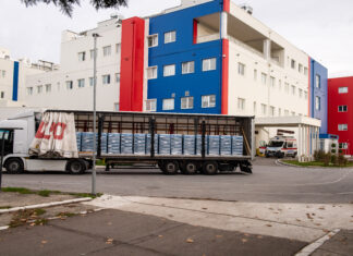 Донације воде „Јазак“ здравственим установама широм Србије НИС-ОВА ХУМАНОСТ НА ДЕЛУ