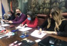 Потписано 13 уговора за реализцију пројекта „Одскочна даска“ НЕ САМО КРОВ НАД ГЛАВОМ, НЕГО И…