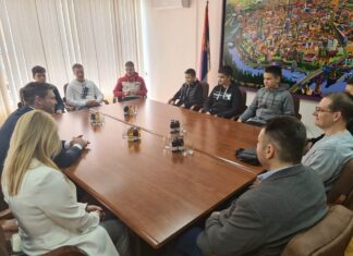 Пријем градоначелника за седам ученика ОШ „Исидора Секулић“ ОНИ СУ ПОНОС И РОДИТЕЉА И ШКОЛЕ