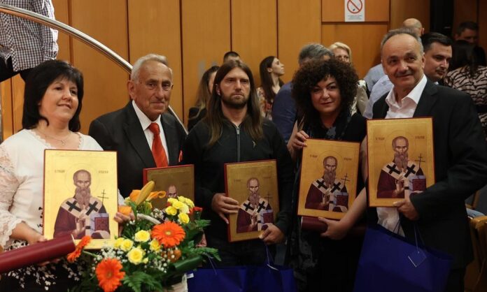 ЊИХОВ РАД СЕ ПАМТИ... овогодишњи лауреати јавног признања Града Вршца