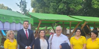 Одржана 8. манифестација „Банатски хлеб“ КАД ЗАМИРИШЕ КВАСАЦ ДОМАЋИ!