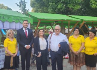 Одржана 8. манифестација „Банатски хлеб“ КАД ЗАМИРИШЕ КВАСАЦ ДОМАЋИ!