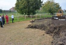 У току прва фаза радова на уређивању фудбалског терена А КАД СВЕ БУДЕ ГОТОВО, БИЋЕ ТО…