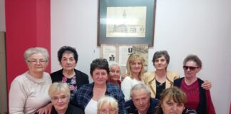 Мирјана Дренча, председница Удружења „Вредне руке жена Ковина“ ДУХ СТАРИХ ВРЕМЕНА У НОВОМ ПРОСТОРУ