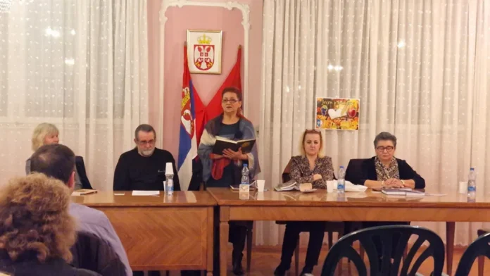 ЦРЕПАЈАЧКА ПЕТОРКА НА ДЕЛУ... иако је ту и једна Качаревка, али не смета