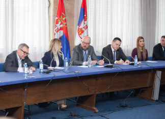 Стипендисти компаније НИС на састанку са министром просвете Бранком Ружићем ЗАЈЕДНИЧКИМ СНАГАМА ДО ЗАЈЕДНИЧКОГ ЦИЉА