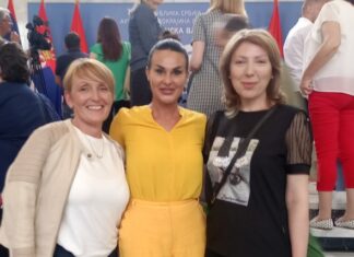 Признање ПУ „Чаролија“ у програму „За чистије и зеленије школе у Војводини“ „ЧАРОЛИЈА“ ЈЕ И НАЈЧИСТИЈА И НАЈЗЕЛЕНИЈА!