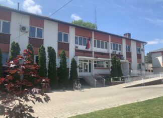 Дому здравља још једно санитетско возило од Покрајинског секретаријата за здравство КО ПРЕПОЗНАЈЕ И КО УМИЈЕ, ЊЕМУ – ТРИ!