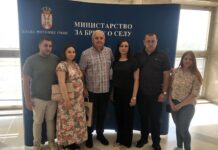 У акцији Министарства за бригу о селу, још три куће за Вршчане РАВНОМЕРНИ РАЗВОЈ И ГРАДА И СЕЛА
