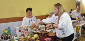 Успела манифестација „Михољски сусрети села“ ГРЕБЕНАЧКИ, АЛИ И СЕОСКИ МИРАЗ!