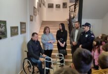 Изложба у Градском музеју посвећена Дану особа са инвалидитетом СВИ СМО РАЗЛИЧИТИ, АЛИ ЈЕДНАКО ВРЕДНИ