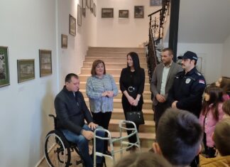 Изложба у Градском музеју посвећена Дану особа са инвалидитетом СВИ СМО РАЗЛИЧИТИ, АЛИ ЈЕДНАКО ВРЕДНИ