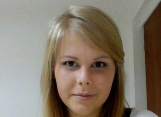 Аленка Котваш, инж. саобраћаја, победница бројних словачких музичких фестивала… из Падине ПЕСМОМ И НОШЊОМ НА АФИРМАЦИЈИ СЛОВАЧКЕ КУЛТУРЕ И ТРАДИЦИЈЕ