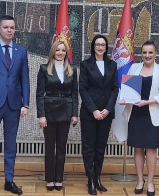 Патронажна служба Дома здравља „Ковин“ ускоро добија ново возило ПОДРШКА МАЈКАМА СА МАЛОМ ДЕЦОМ