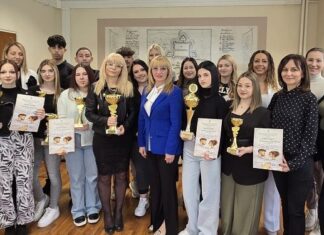 Градска већница мр Татјана Божић примила ученике Техничке школе „23. мај“ , који су на Републичком такмичењу освојили осам медаља И ТАЛЕНАТ И ЗНАЊЕ И КРЕАТИВНОСТ!