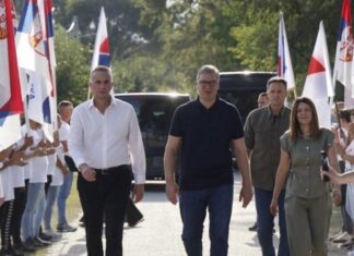 Председник Александар Вучић присуствовао народном сабору „Србија побеђује“ ОВАКВЕ СЕ СТВАРИ РЕТКО ДОЖИВЕ