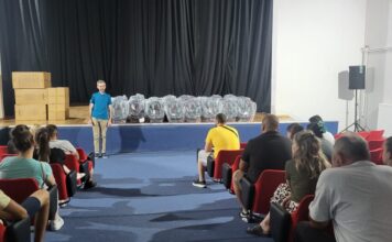 Подршка локалне самоуправе безбедности деце у саобраћају, али и родитељском џепу ДЕЦА НИСУ САМО БРИГА РОДИТЕЉА