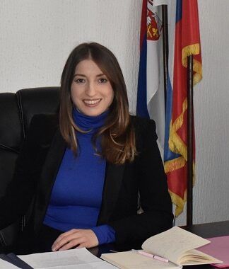 Порука Виолете Оцокољић, председнице општине, првацима, ученицима, просветним радницима и родитељима СРЕЋАН ПОЧЕТАК ШКОЛСКЕ ГОДИНЕ!