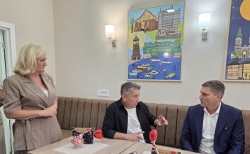 Пре две године, 14. септембра, отворен је кафић „Звуци срца“, инклузивни простор за особе са инвалидитетом РОЂЕНДАНСКА ЧЕСТИТКА ГРАДОНАЧЕЛНИКА, ОД СРЦА!